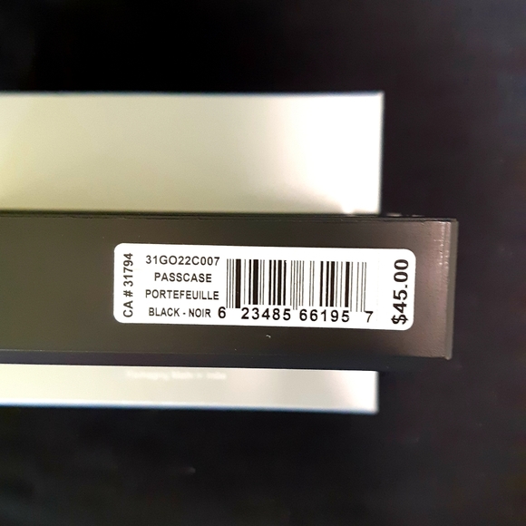 Guess Wallet - Picture 3 of 3